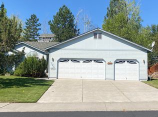3203 SW 34th St, Redmond, OR 97756