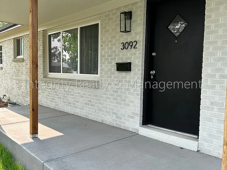 3092 W Layton Ave — Photo 41