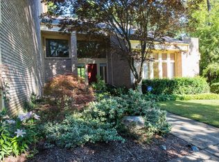 322 Vailwood Ct, Bloomfield Hills, MI 48302