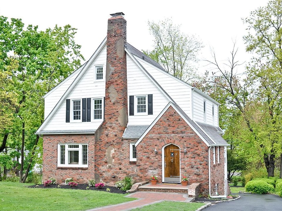 1st image of 27 Grandview Pl