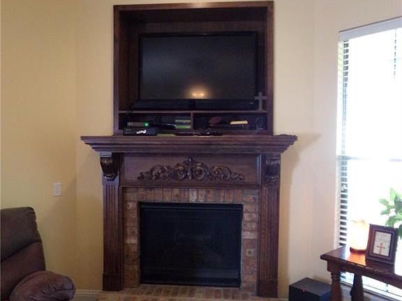 5th image of 609 Manassas Cir