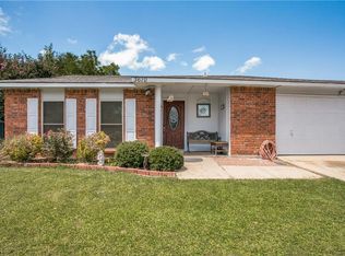 3610 Chamberland Dr, Arlington, TX 76014