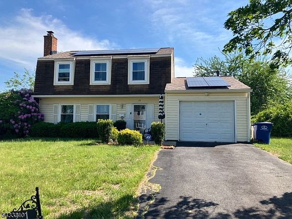 4th image of 21 Trescott Ln