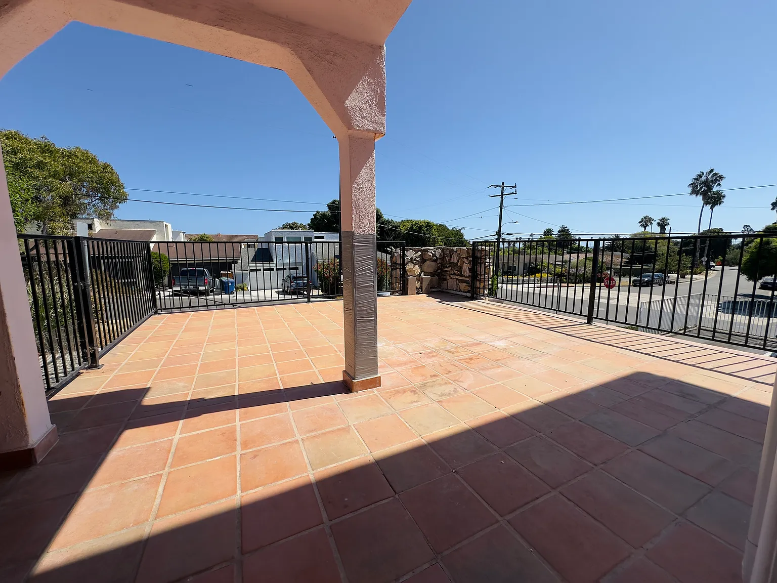 2 bed, $3,800 — Photo 2