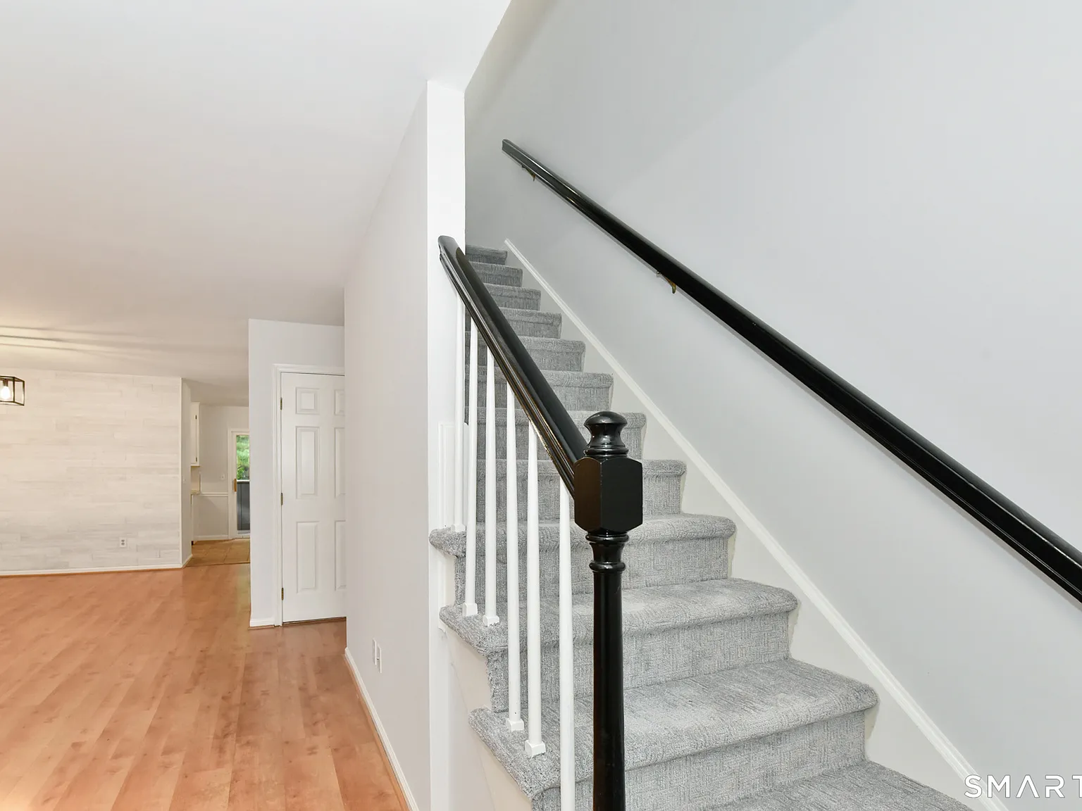 2 bed, 2.5 bath, 2079 sqft, $3,200 — Photo 4