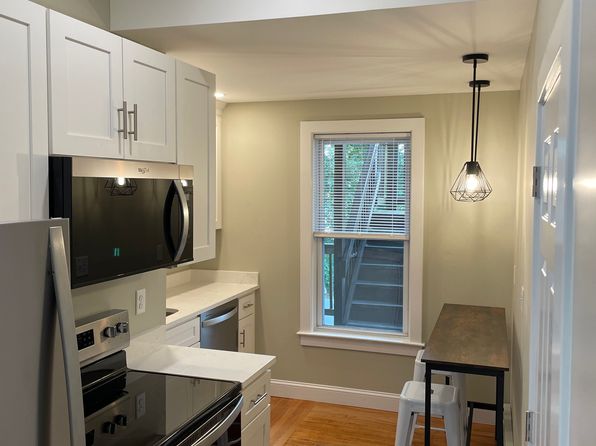 59 Nesmith St APT 3