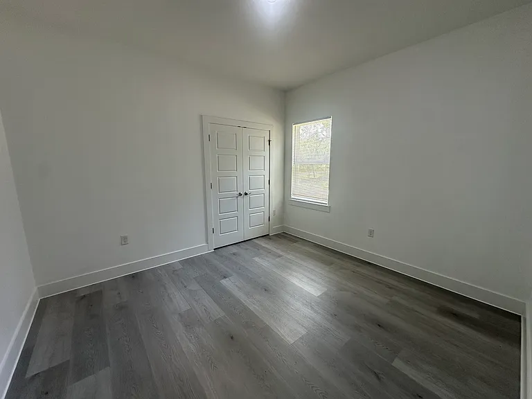2810 W Huron Ln — Photo 12