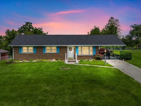 5268 Ridgecrest Ave, Pulaski, VA 24301