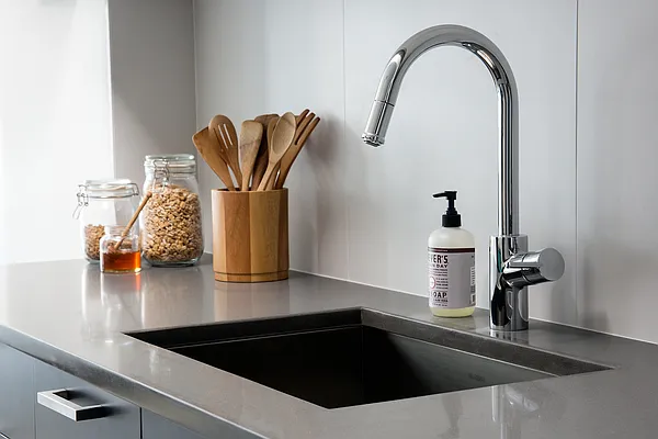 Rented by Bold New York | media 13