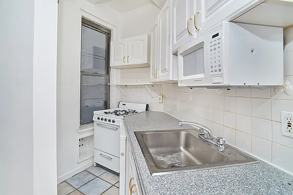 Rented by Living New York | media 16