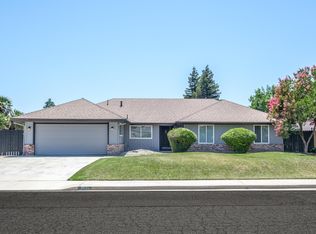 3535 W Dorothea Ave, Visalia, CA 93277