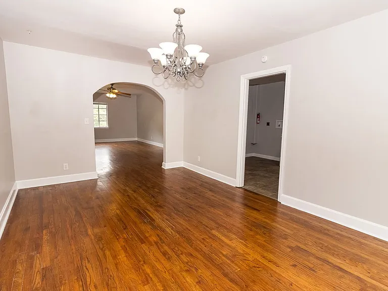 124 S Seminole Dr #A — Photo 8