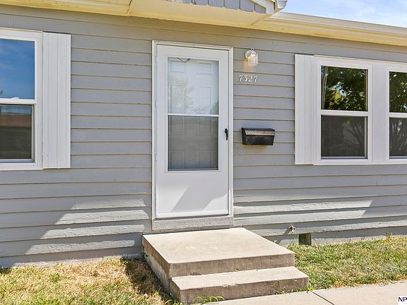 2nd image of 7327 La Vista Dr