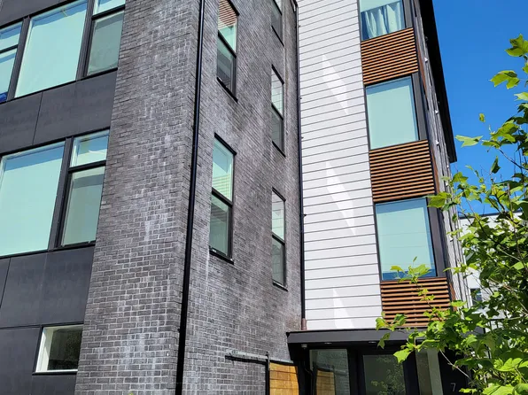 714 10th Ave E #2, Seattle, WA 98102