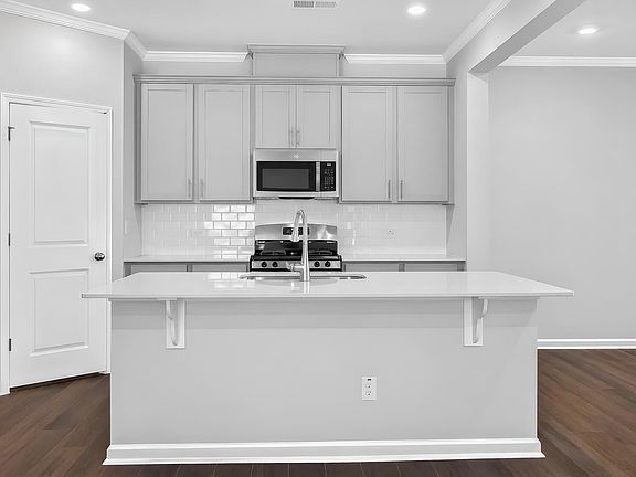 5th image of 1380 Adler Cove Ln