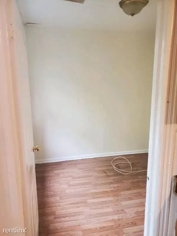 3 bed, $1,950 — Photo 4
