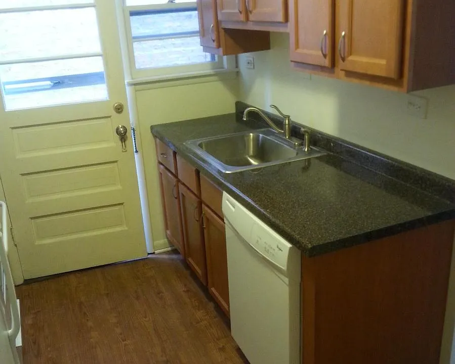 Newly Remodeled Kitchen