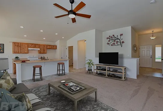 2035 Blue Moon Dr — Photo 2