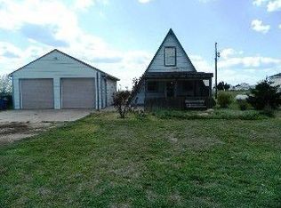 26813 S Paul And Mary Ct, Cheney, KS 67025