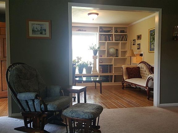 3rd image of 1618 Loch Lomond Dr