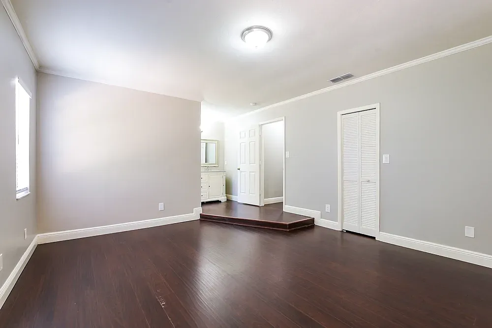 3 bed, 1761 sqft, $1,300 — Photo 3