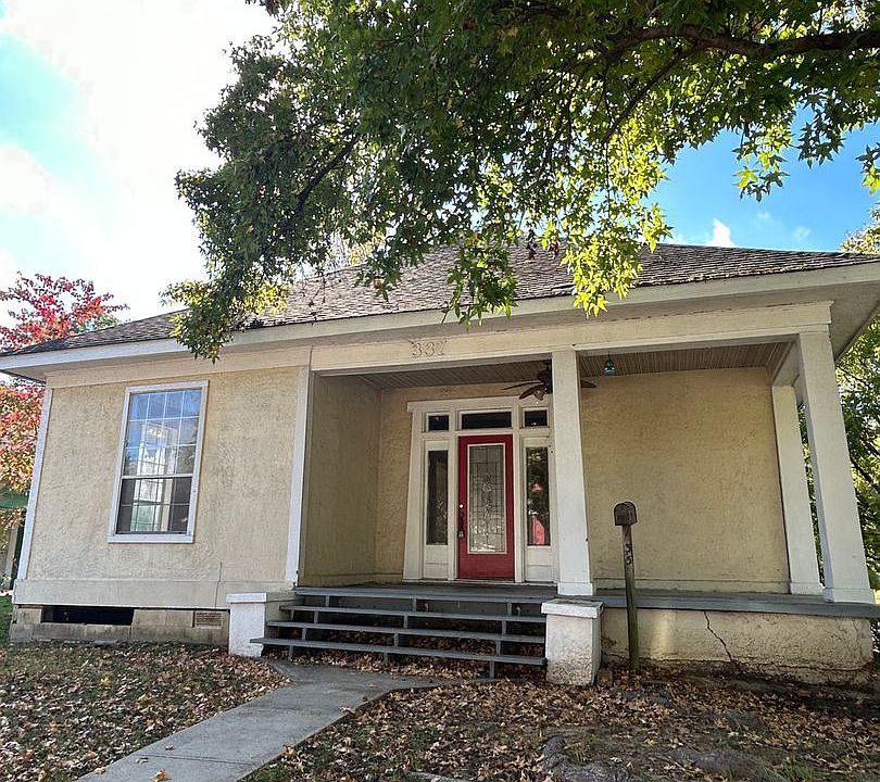 1st image of 337 Prospect St