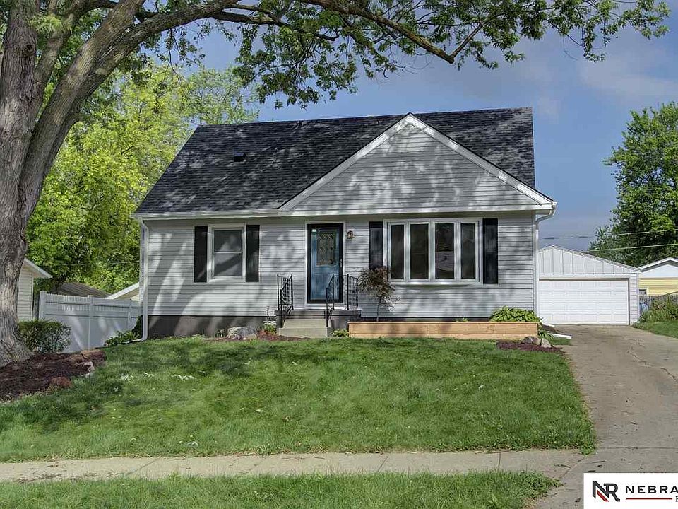 1st image of 3322 S 122nd St