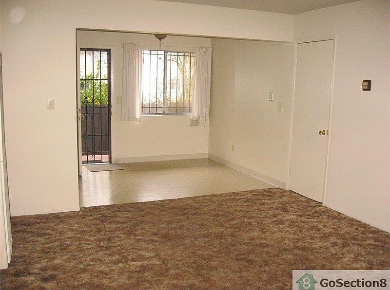2nd image of 3150 High St APT 7