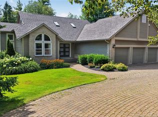 84 Old Forest Rd, Moncton, NB E1G 4V1