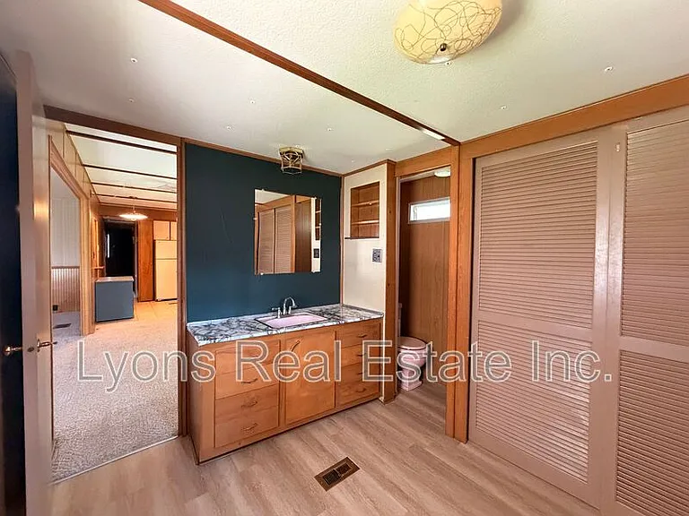 140 Lamplighter Ln — Photo 4