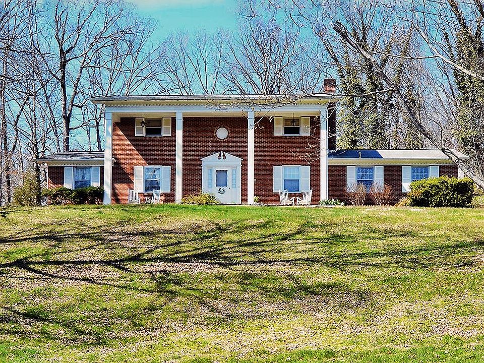 1st image of 3121 Galemont Dr