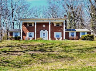 3121 Galemont Dr, Kingsport, TN 37660