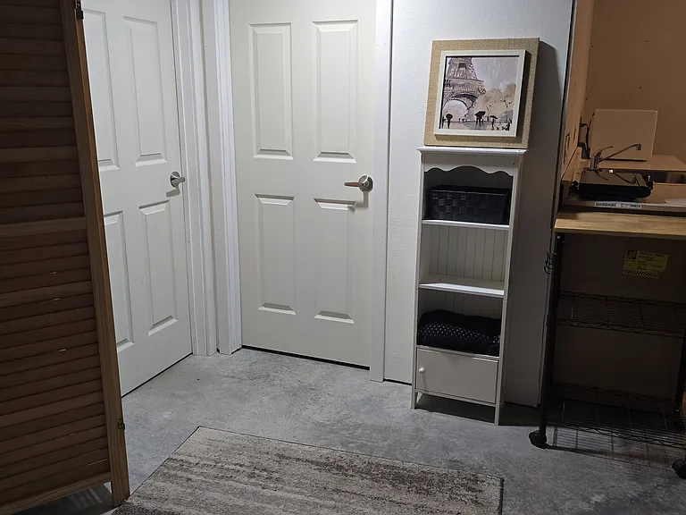 481 Green Tree Dr — Photo 3