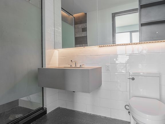 3rd image of 10 Montieth St #790