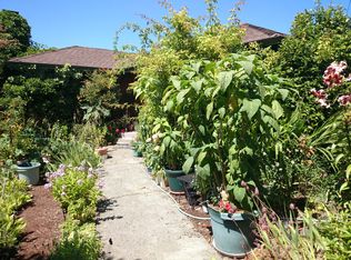 5657 36th Ave SW, Seattle, WA 98126