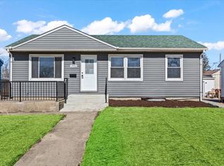 1922 Fargo Ave, Des Plaines, IL 60018