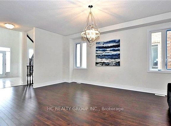 2nd image of 253 Rutherford Rd