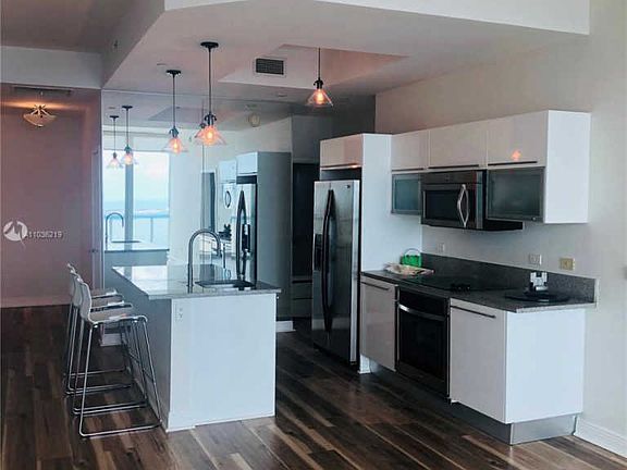 4th image of 888 E Biscayne Blvd #4504