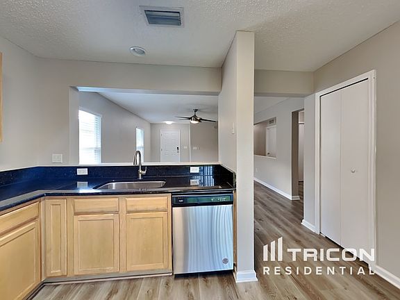 4th image of 713 Wynfield Cir