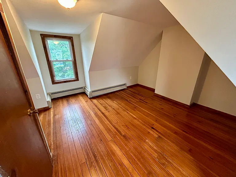 59 Pleasant St #202 — Photo 7