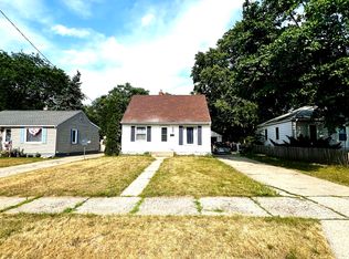 3256 Hillcroft Ave SW, Wyoming, MI 49548
