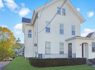 39 Grove Ave FLOOR 2, Westerly, RI 02891