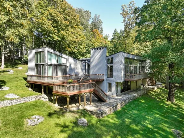 7 Tallwoods Road, Armonk, NY 10504