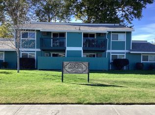 140 SW 9th St #6, Hermiston, OR 97838