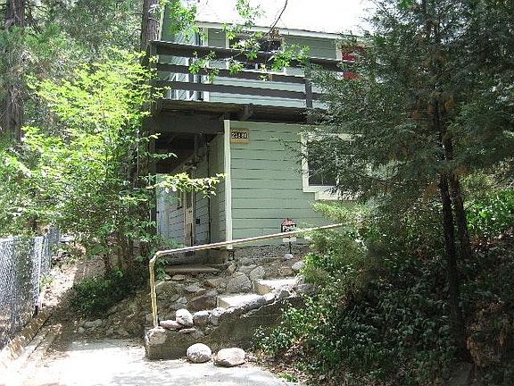 2nd image of 23881 Wildwood Ln