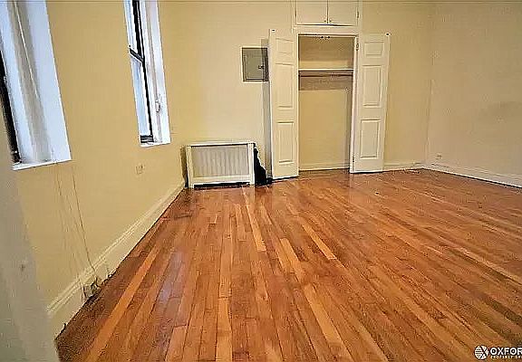 2nd image of 22 W 77th St #333