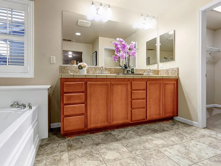 281 Candela Cir — Photo 8
