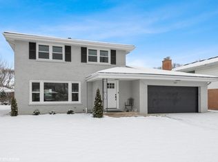 827 S Bryan St, Elmhurst, IL 60126
