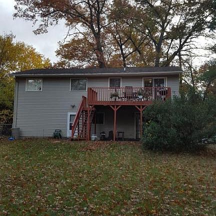5th image of 15719 Comstock St