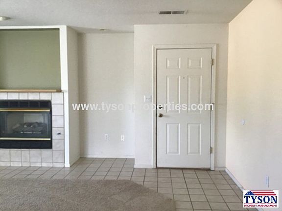 3rd image of 4801 Irving Blvd NW Unit 3901